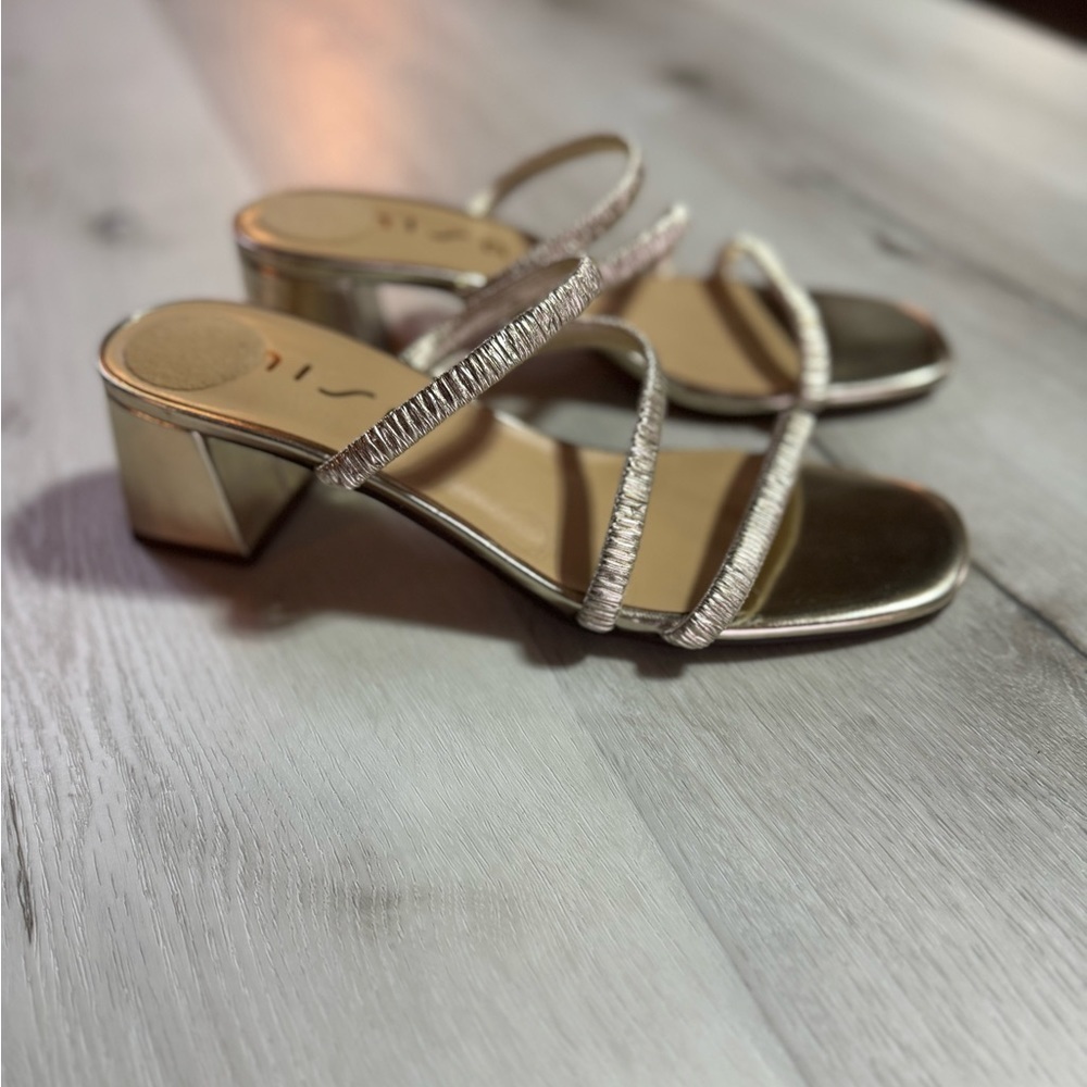 Unisa Gold Metallic Strappy Block Heel Vinny Sandal, Size 9